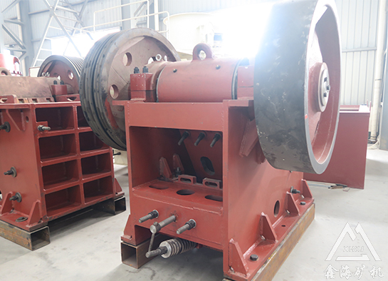 顎式破碎機(jī) 顎式破碎機(jī)